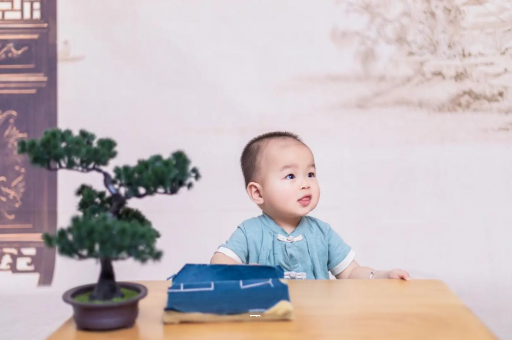 宜城月子里宝宝湿疹怎么办 宜城月子里宝宝湿疹怎么办